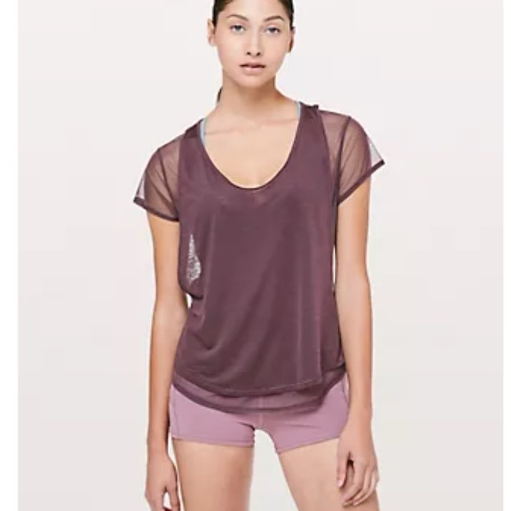 Lululemon Set The Course Short Sleeve - Size 8